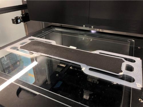 Elemental distribution imaging and catalyst loading content calculation on a fuel cell sample