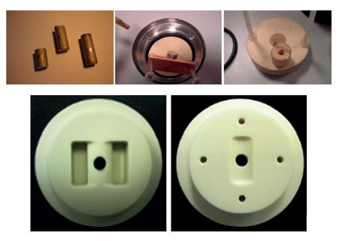 Accessories for non flat samples do exist or can be designed accordingly.