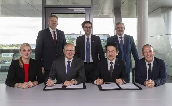 HORIBA_ATS_FuelCon_signing