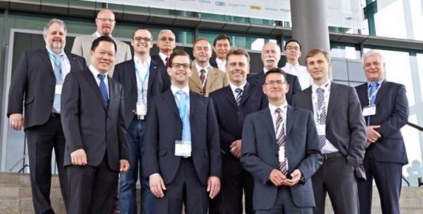 Group_Picture_HORIBA-HUEHOCO HORIBA and HUEHOCO cooperation