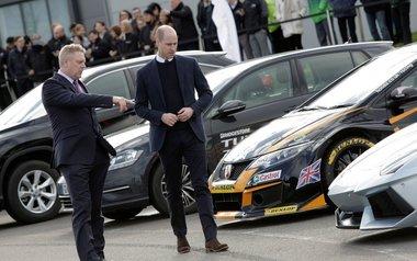 Duke_of_Cambridge_Dr_George_Gillespie_MIRA.jpg The Duke of Cambridge and Dr George Gillespie at HORIBA MIRA