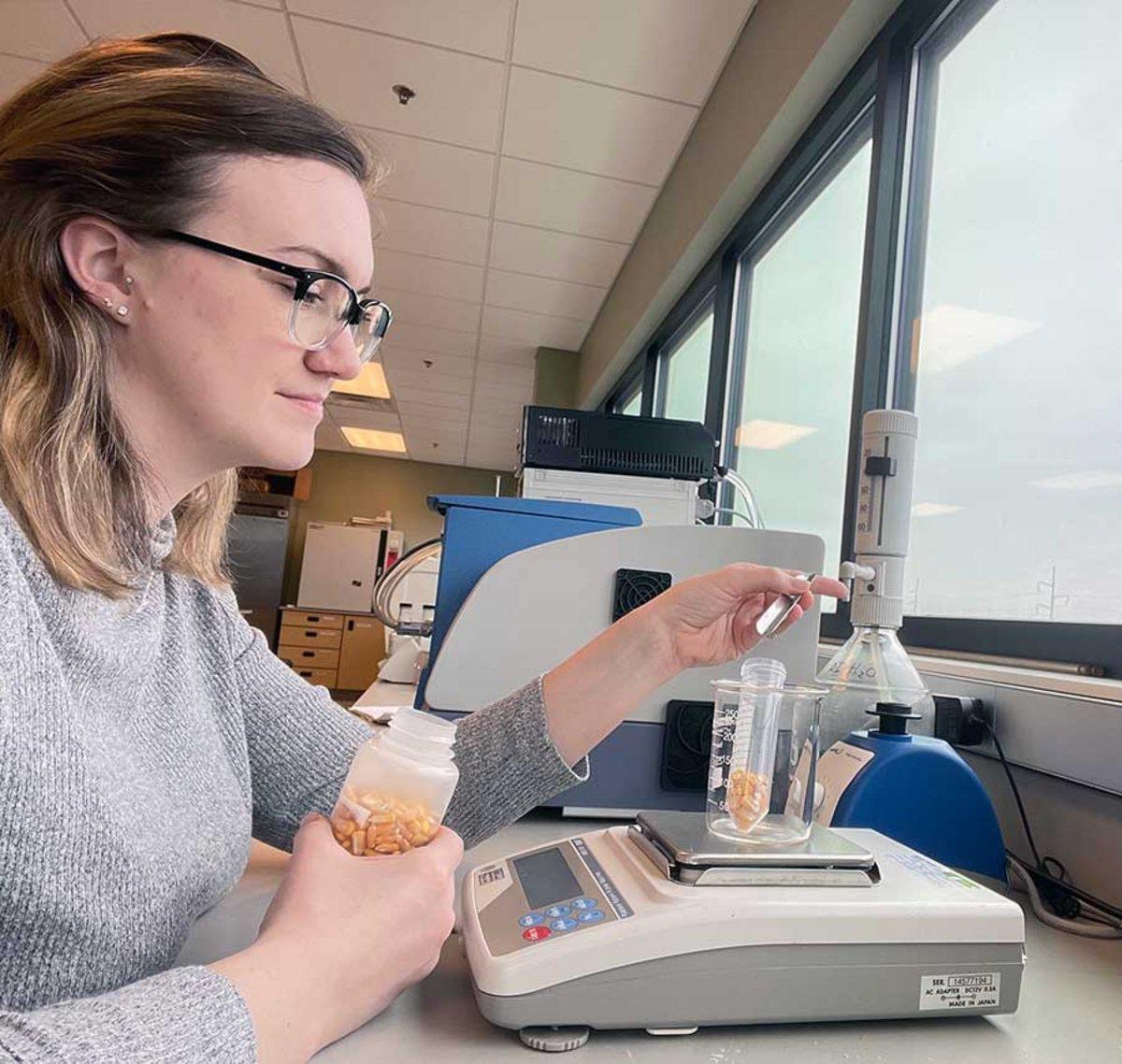 Fluorescence spectroscopy detects mold in bourbon grains HORIBA