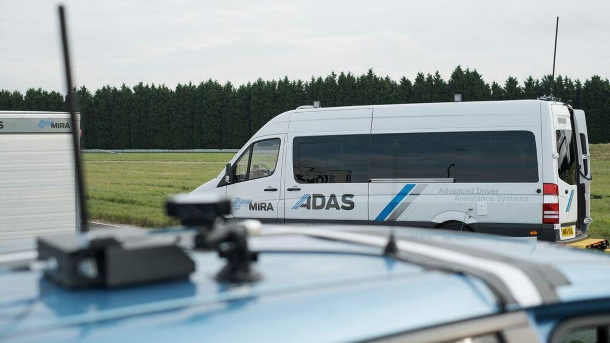 Explore HORIBA MIRA Connected and Autonomous Vehicle Development and ADAS Facility