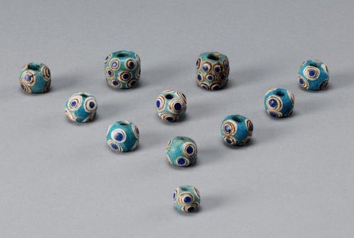 Spectroscopic Analysis Explains the Mystery of Dragonfly Eye Beads