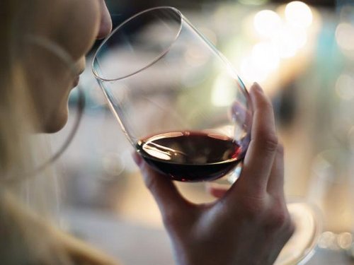 Predicting Wine Mouthfeel using Machine Learning and Simple Chemical Variables