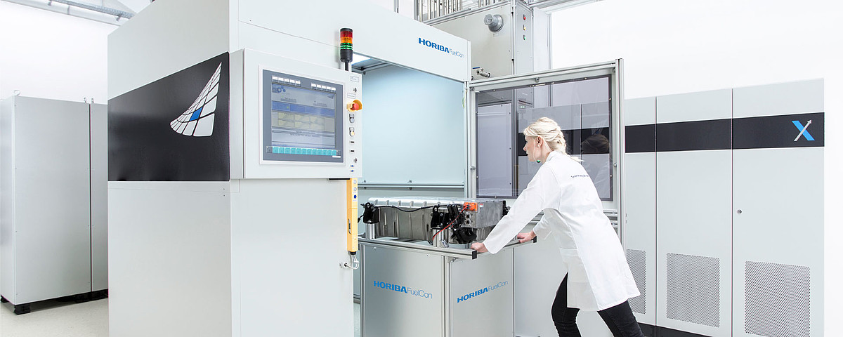 HORIBA FuelCon| 電動車両開発を支える - HORIBA HORIBA FuelCon| 電動車両開発を支える - HORIBA