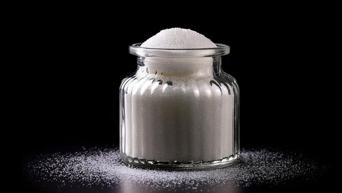 Microplastics analysis in food: assessing human exposure through Raman micro-spectroscopy Microplastics analysis in food: assessing human exposure through Raman micro-spectroscopy
