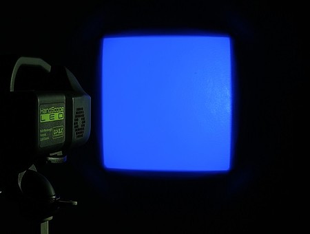 HandScope Forensic Light Source - HORIBA