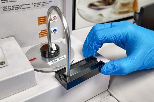 Testing 3-30 µm on LA-960V2 with PowderJet Dry Feeder