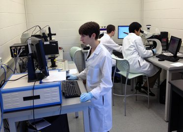 Student operating a HORIBA UVISEL Spectroscopic Ellipsometer