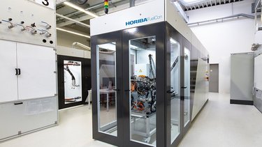 FCEV. The S25-LT is perfectly designed for simulation of mobile applications in order to study fuel cell system behavior and optimize system design