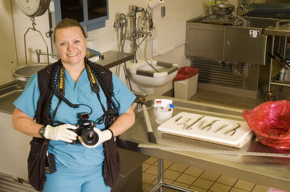 Medical examiner department ID’s evidence with alternative light