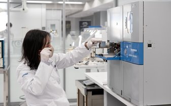 HORIBA TECHNO SERVICE Joins Team Analyzing Bennu Asteroid Samples Collected by the NASA OSIRIS-REx Sample Collector