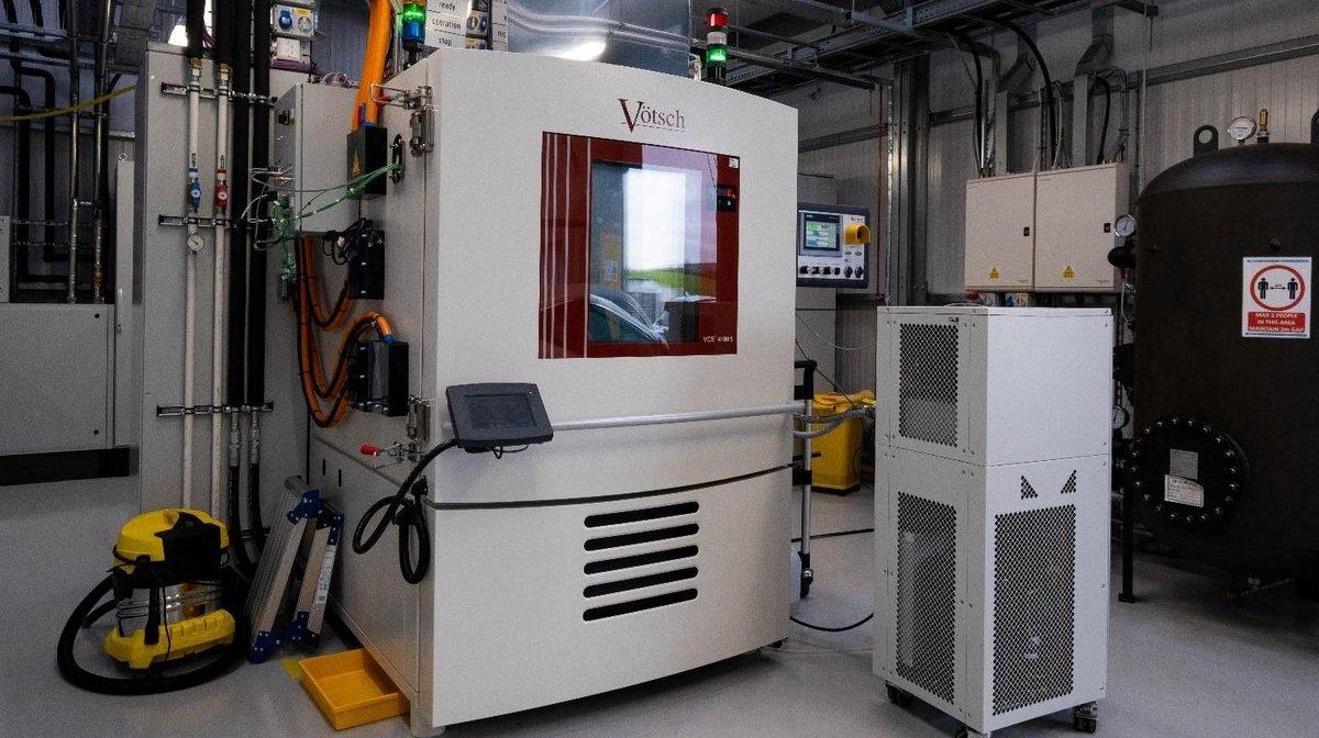 Example thermal chamber and chiller for cell and module testing (Figure 6) Battery Temperature Testing: Example thermal chamber and chiller for cell and module testing